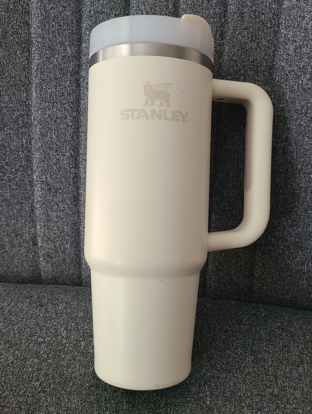 Stanley Cream Quencher H2.O FlowState Tumbler - 30 oz